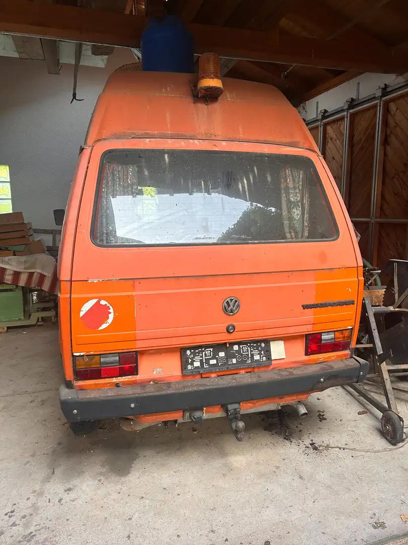 Volkswagen T3 Vanagon syncro TD Orange - 2