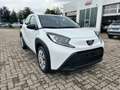 Toyota Aygo X VVT-i 1.0 Play Kamera, AppleCarPlay, DAB Белый - thumbnail 2