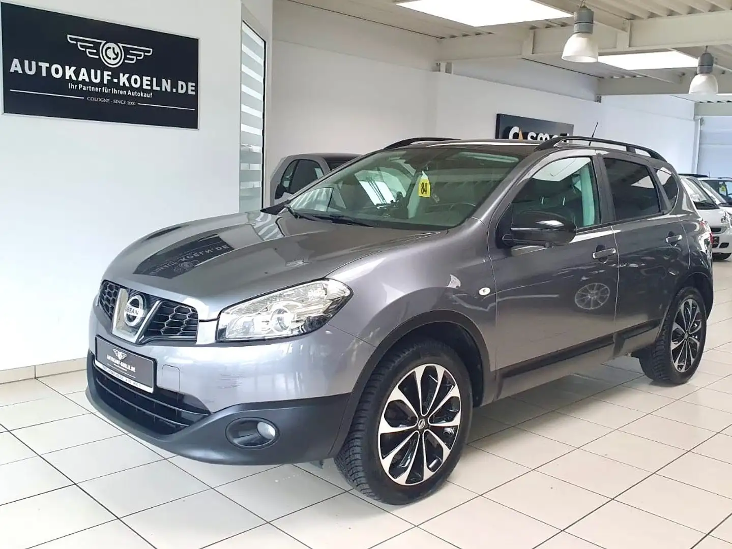 Nissan Qashqai 360 1,6 Panaromadach/Navi/Leder/Xenon Gris - 2