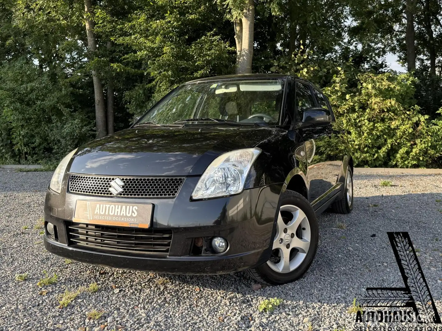 Suzuki Swift 1.3 4X4 4Grip Exclusive APK stoelverwarming Zwart - 1