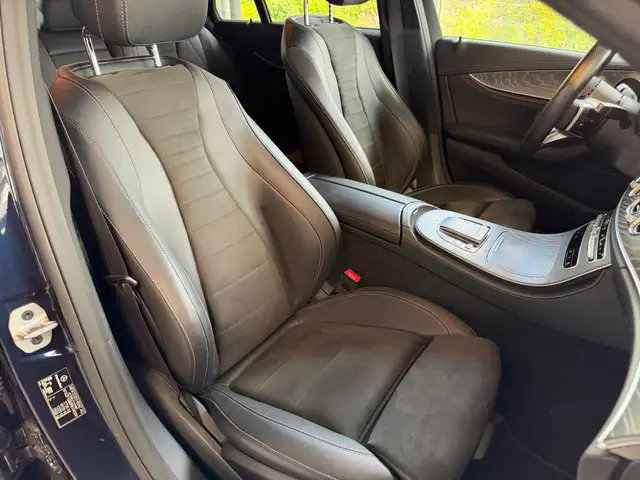 Mercedes-Benz E-Class view 13