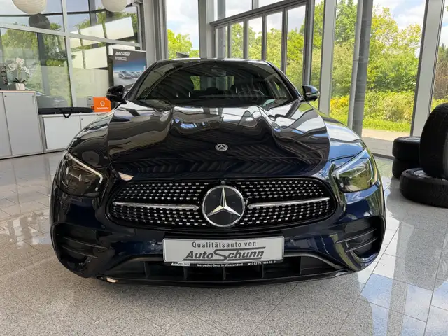 Mercedes-Benz E-Class view 2