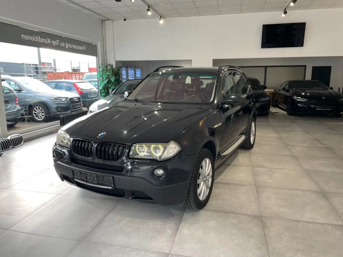 BMW X3 Baureihe X3 2.0d Automatik/Navi/Pano/AHK Schwarz - 2