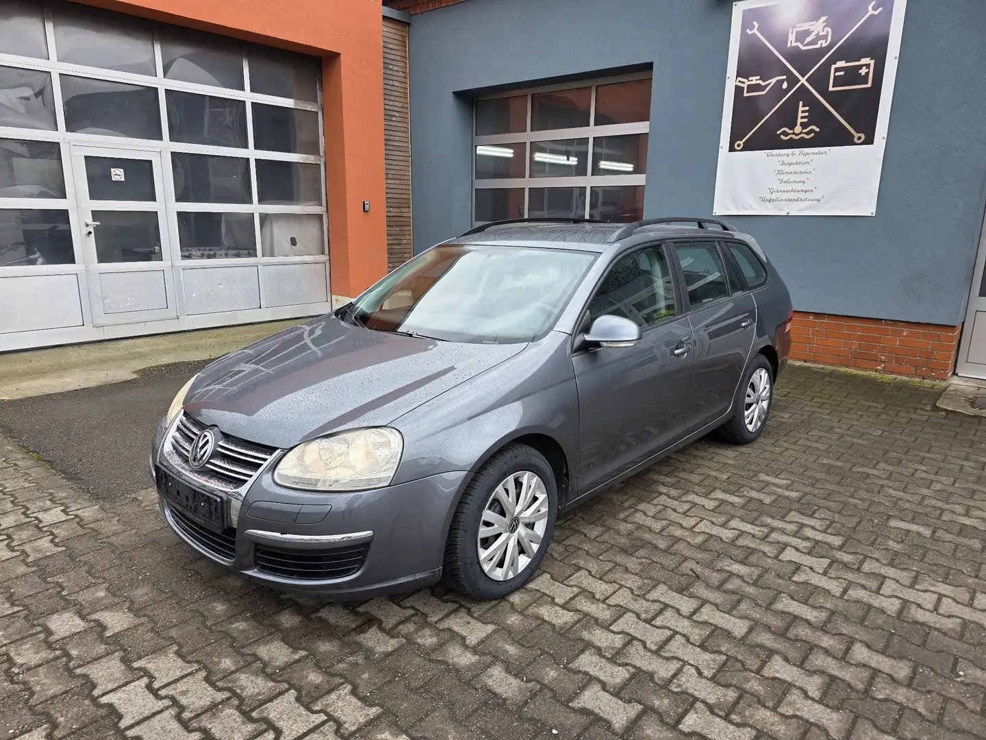 Volkswagen Golf Variant Trendline Gris - 1