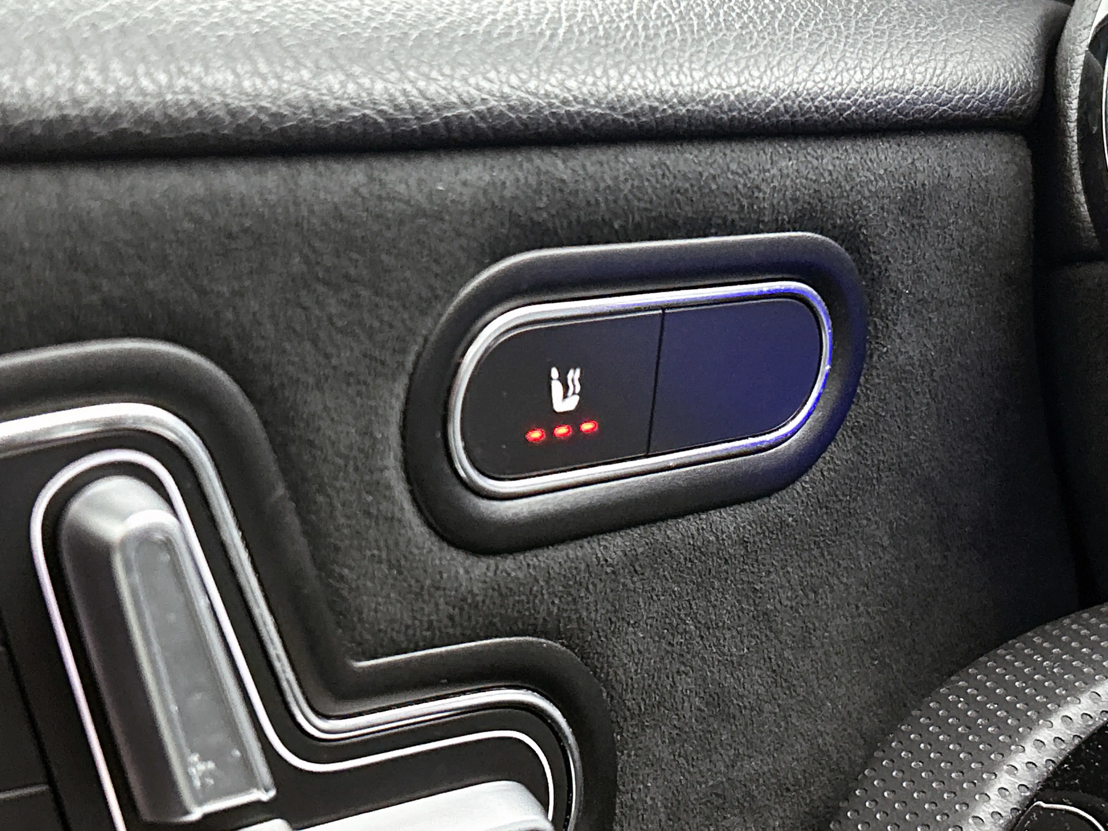 Mercedes-Benz A 35 AMG 4MATIC Premium Plus | Panodak | Sfeerverlichting | — photo 19