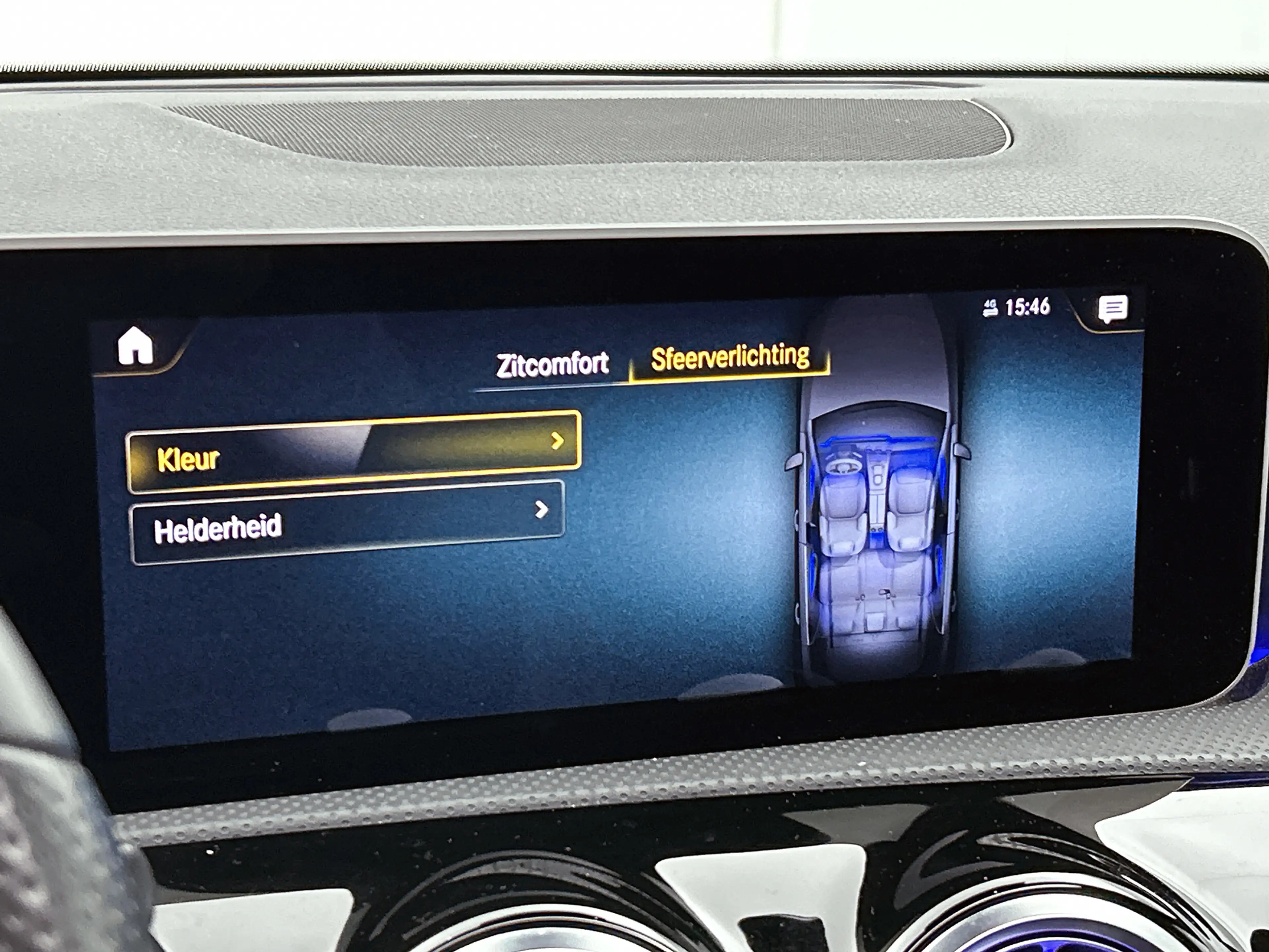 Mercedes-Benz A 35 AMG 4MATIC Premium Plus | Panodak | Sfeerverlichting | — photo 30