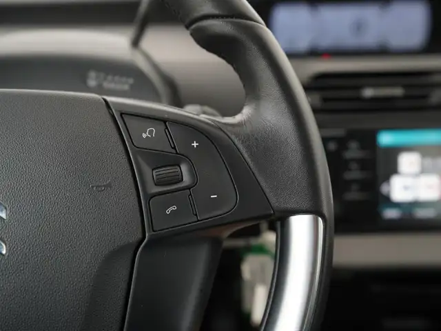 Citroen Grand C4 Spacetourer view 9