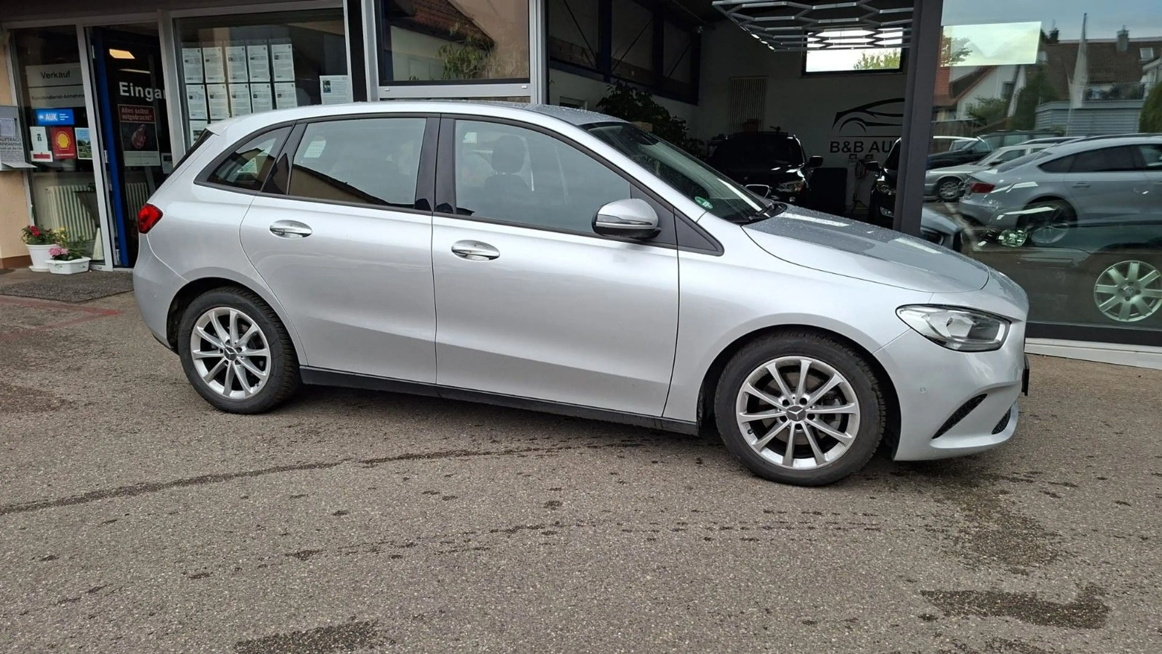 Mercedes-Benz B 180 d KLIMA, ALU, LEDER, PDC, NAVI, DAB — photo 13