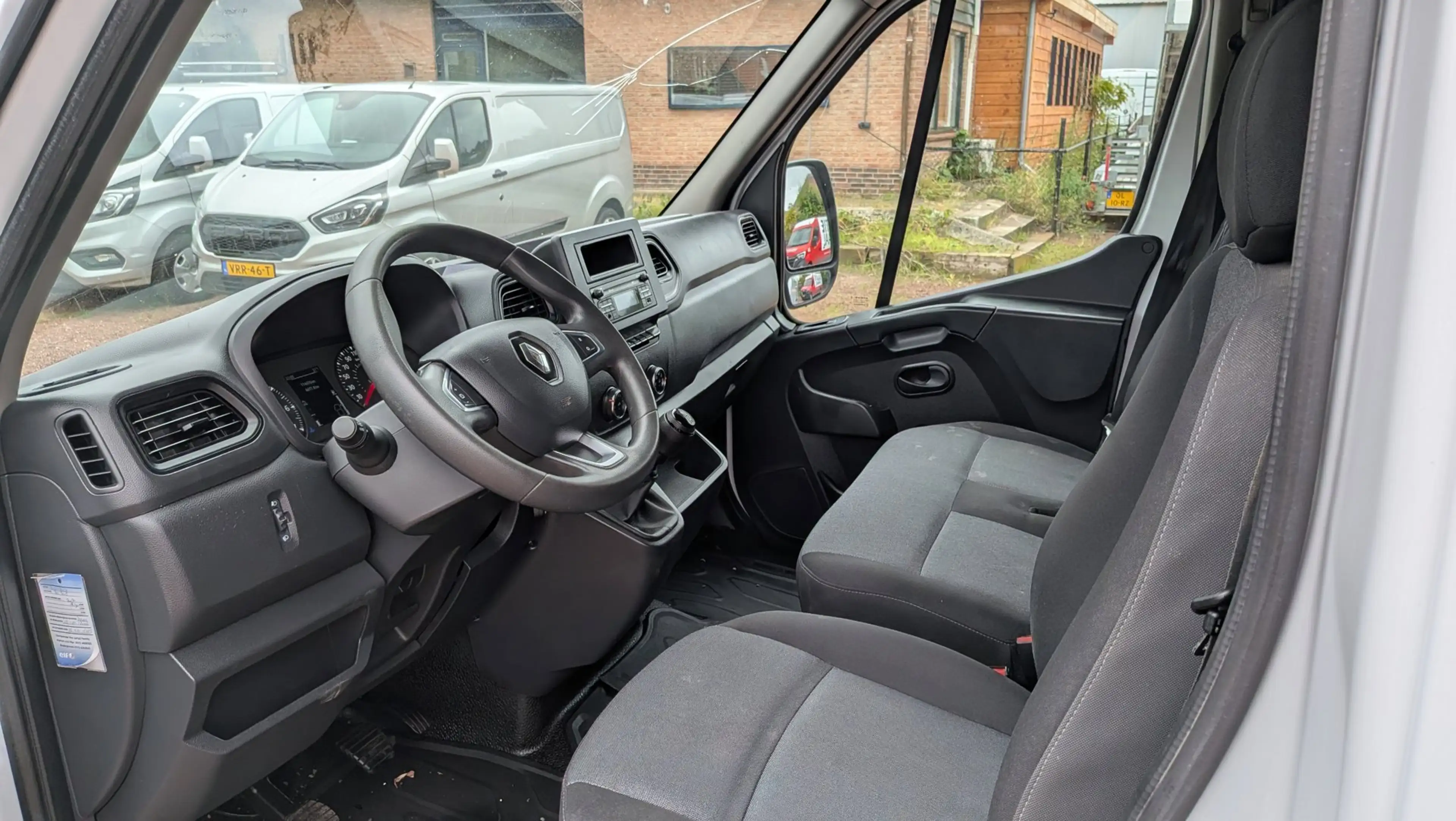 Renault Master T35 2.3 dCi 165PK L4H2 EL Energy Comfort — photo 5