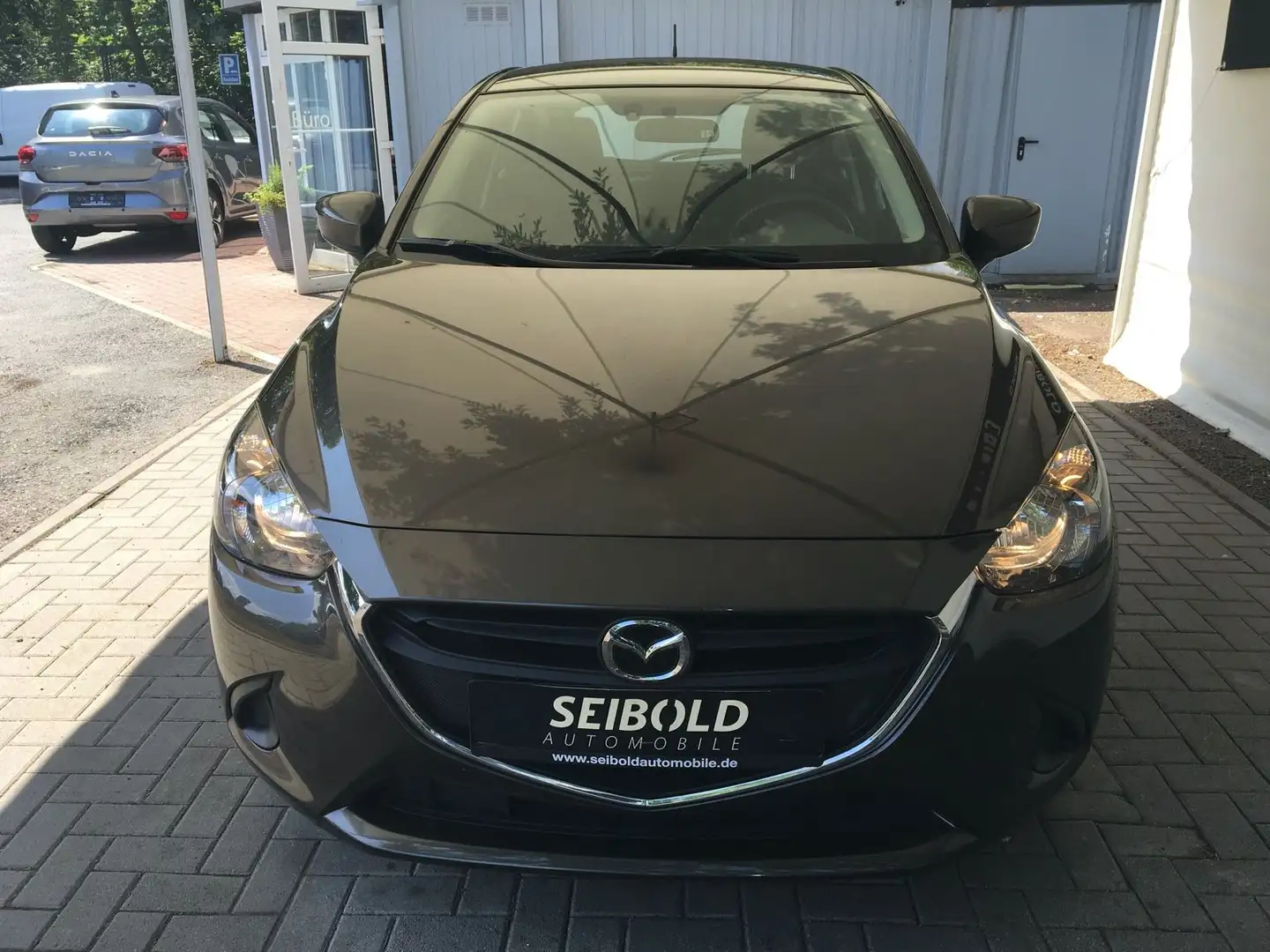Mazda 2 /1.5 Center-Line/22Tkm/Klima/Sitzh/PDC/Allwet Marrone - 2
