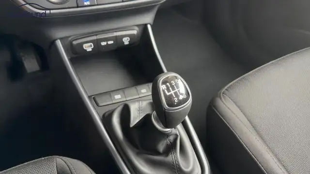 Hyundai I20 view 12