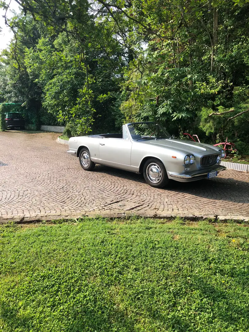 Lancia Flavia LANCIA FLAVIA CONVERTIBILE VIGNALE 1500 Grau - 2