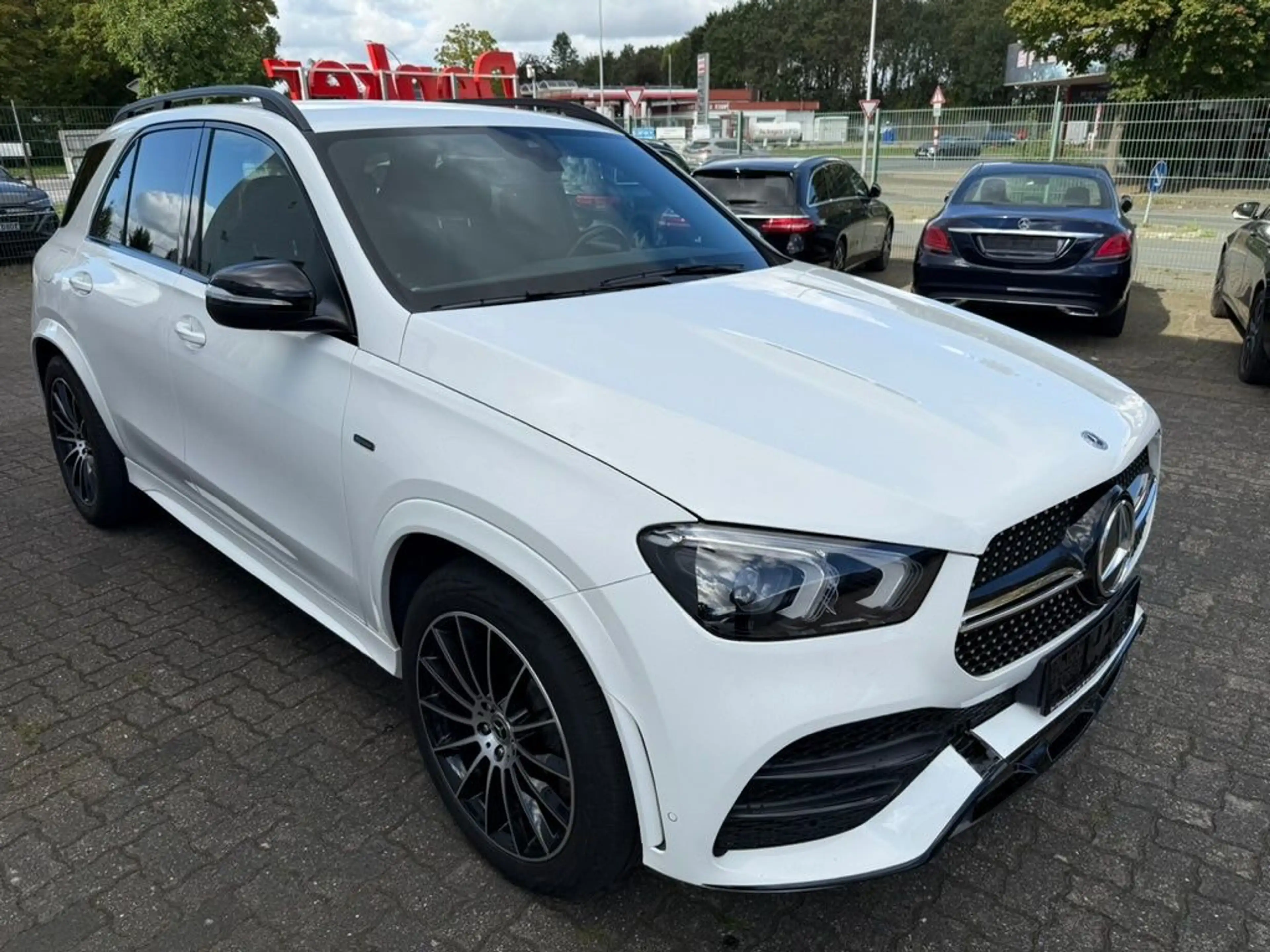 Mercedes-Benz GLE 350 de 4M AMG Line Night Paket Kam LED AHK — photo 2
