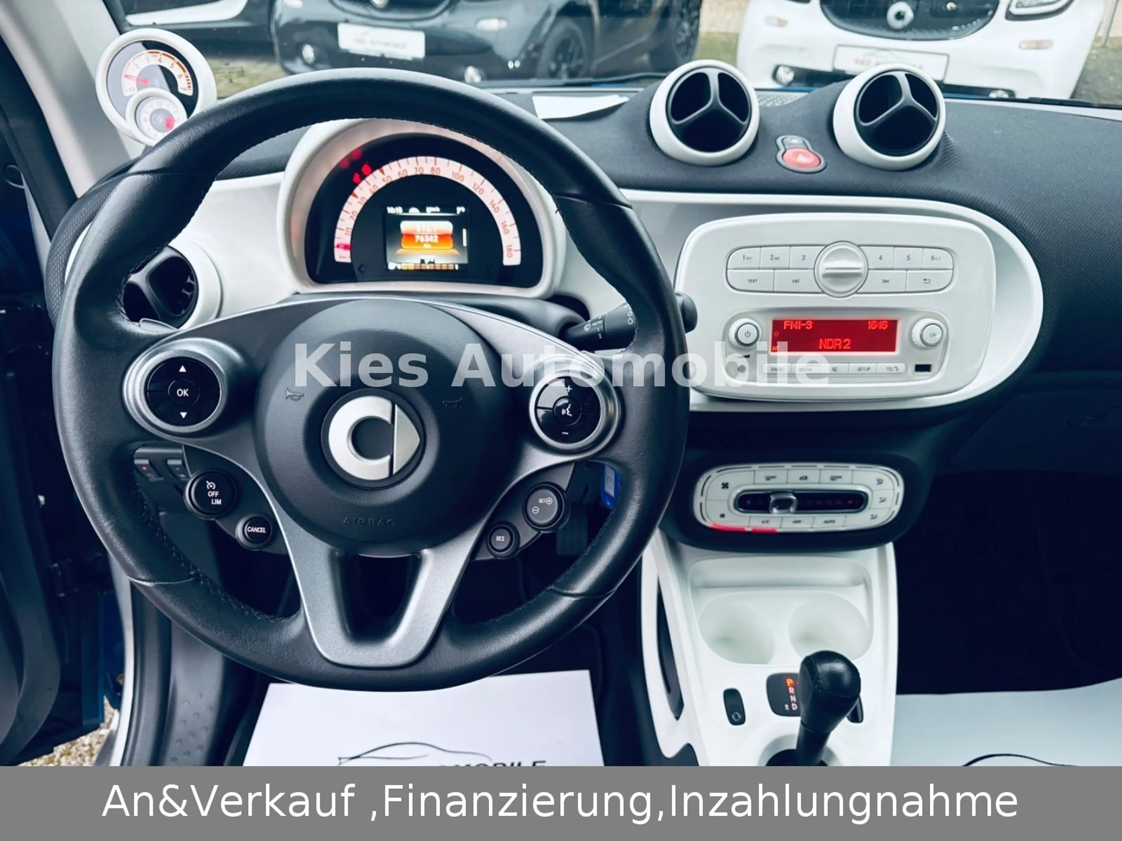 smart forTwo Prime AUTOM/PANO/LEDER/SITZH/KLIMA/TÜV — photo 9