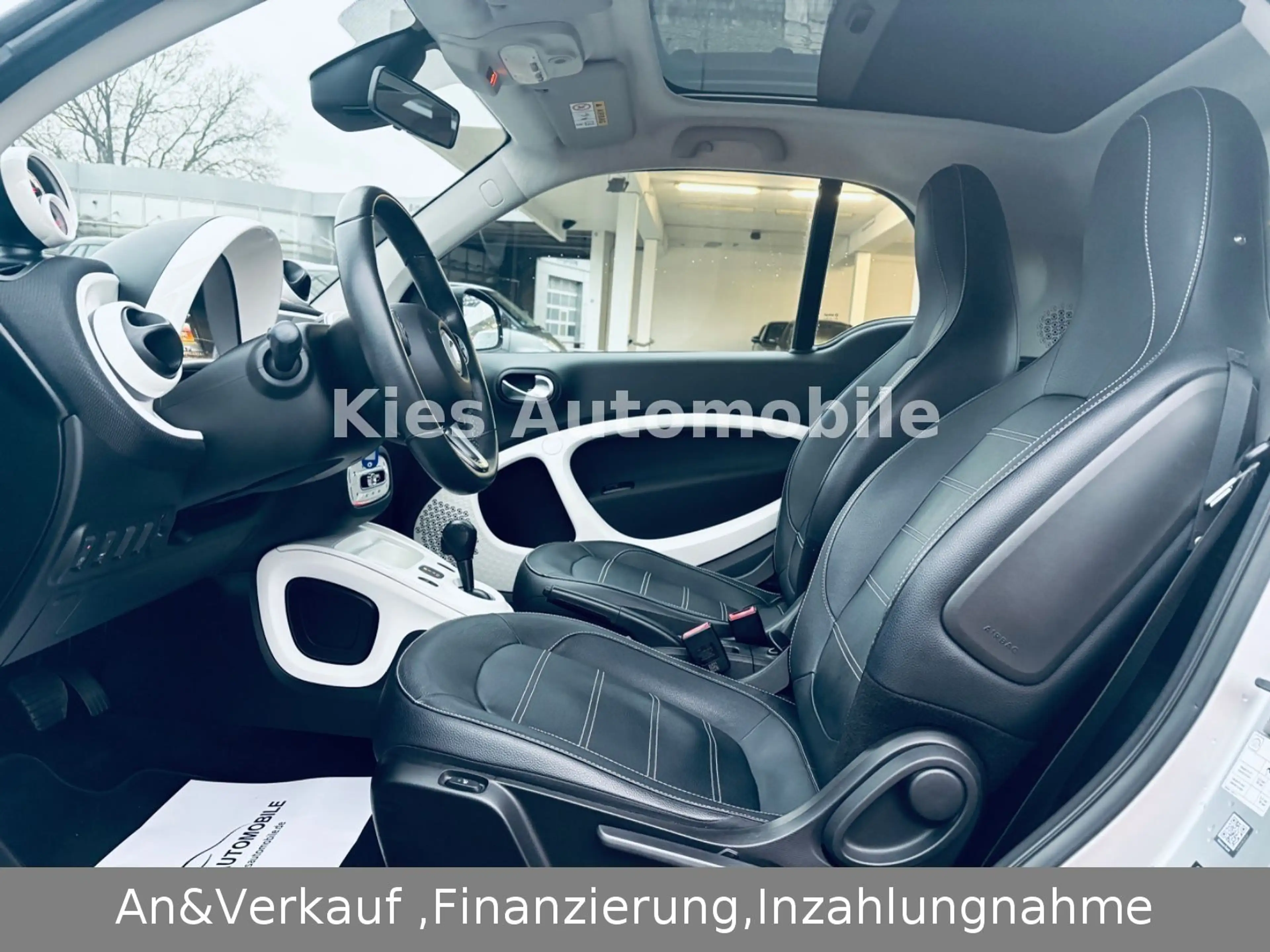 smart forTwo Prime AUTOM/PANO/LEDER/SITZH/KLIMA/TÜV — photo 15