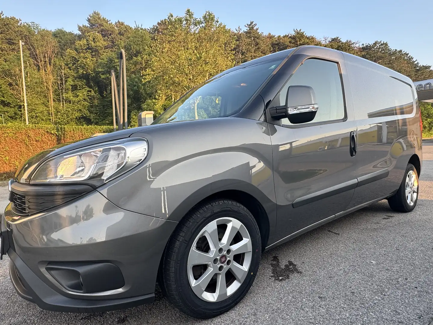 Fiat Doblo 1,6 Multijet Max 105 Multijet2 Grau - 2
