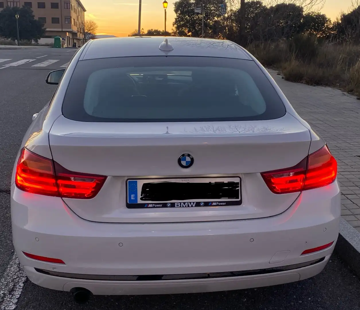 BMW 420 420dA Gran Coupé Biały - 2