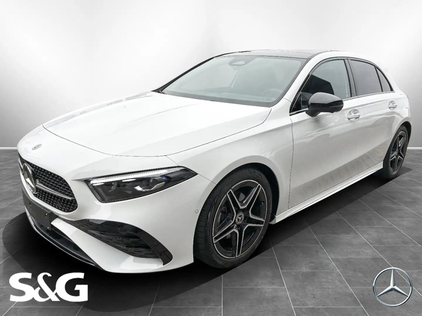 Mercedes-Benz A 200 d Kompaktlimousine AMG 360°+Pano+MBUX+18 Wit - 1