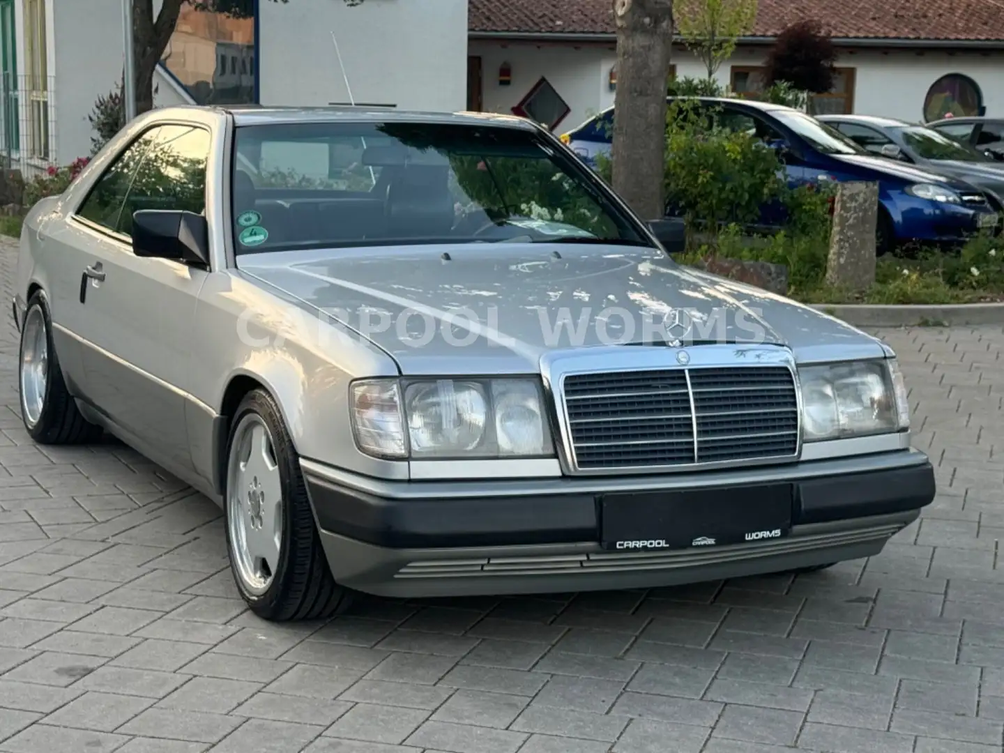 Mercedes-Benz CE 300 Coupe AUTOMATIK+17"MONOBLOCK+LEDER+KLIMA Grijs - 2