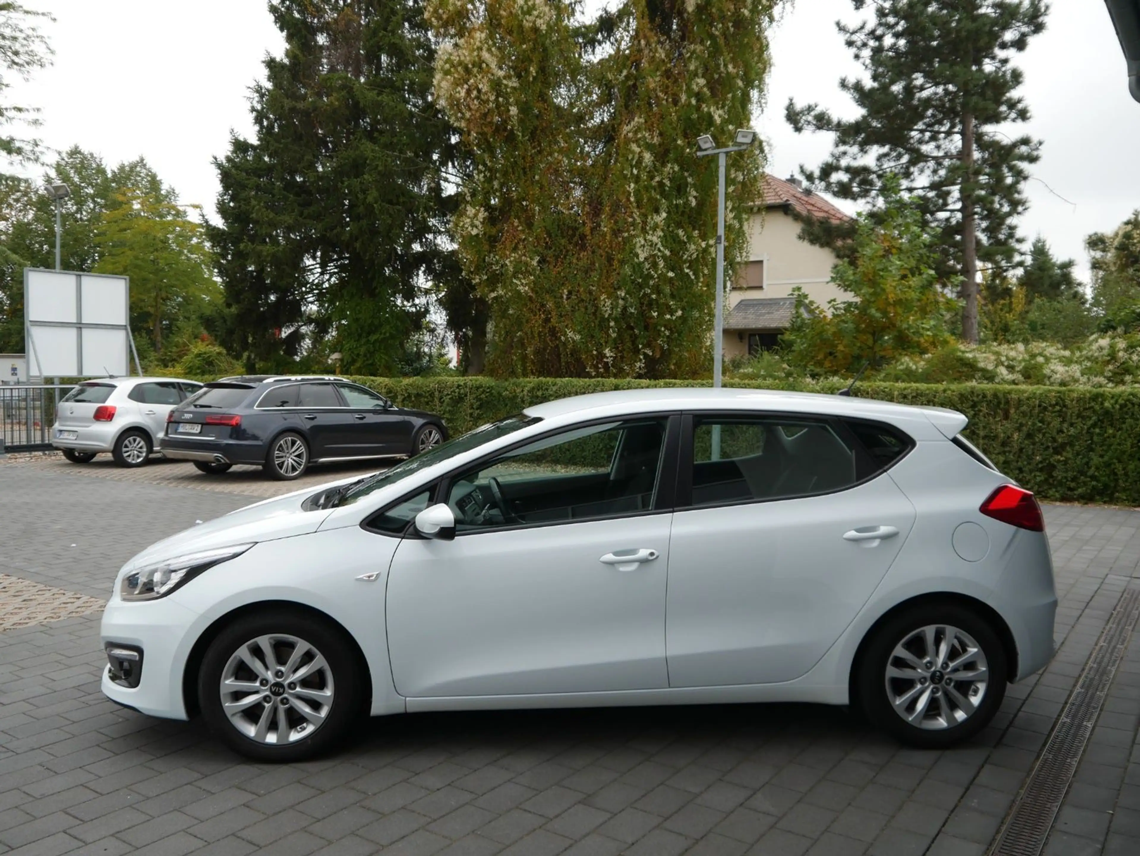 Kia Ceed / cee'd — photo 7