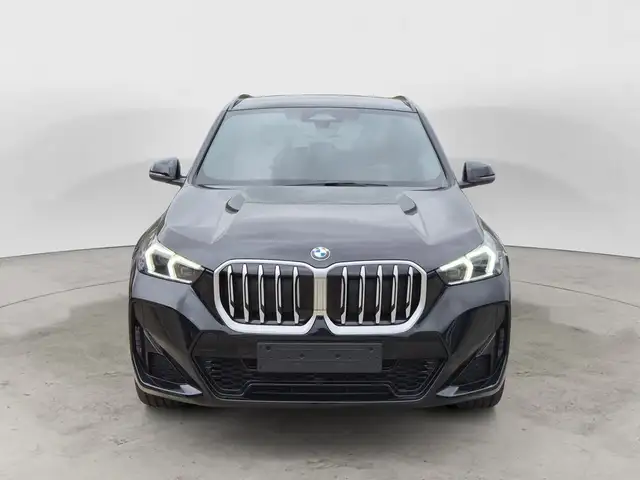BMW X1 view 2
