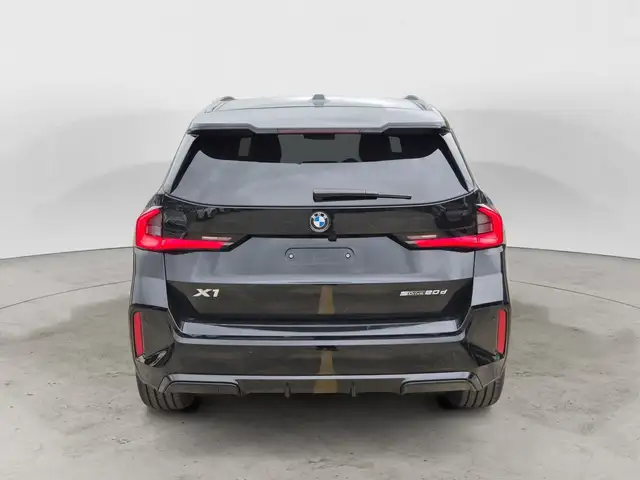 BMW X1 view 3