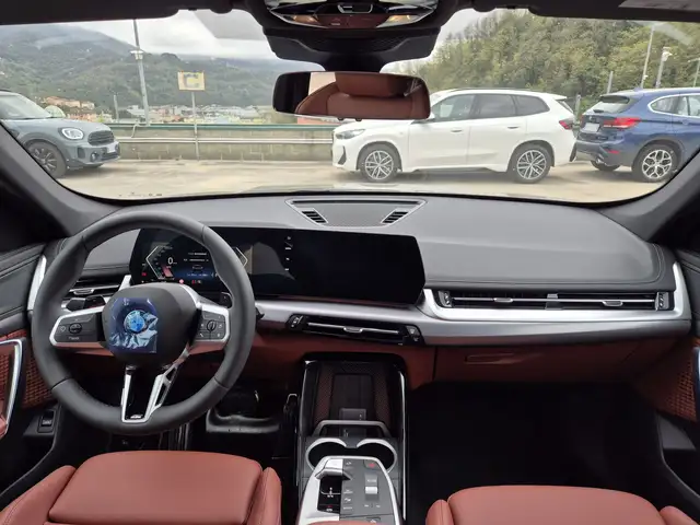 BMW X1 view 8