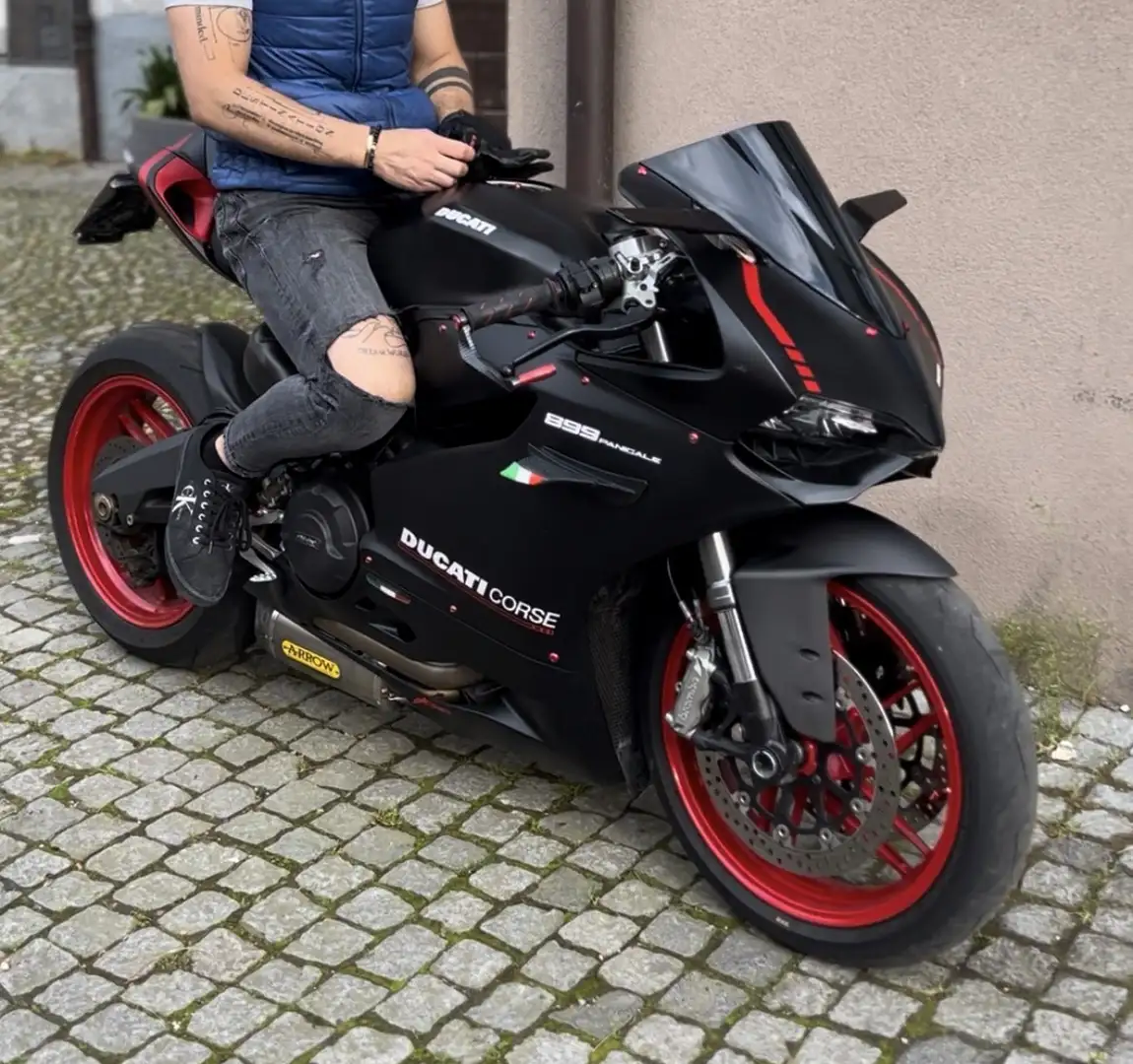 Ducati 899 Panigale - 1