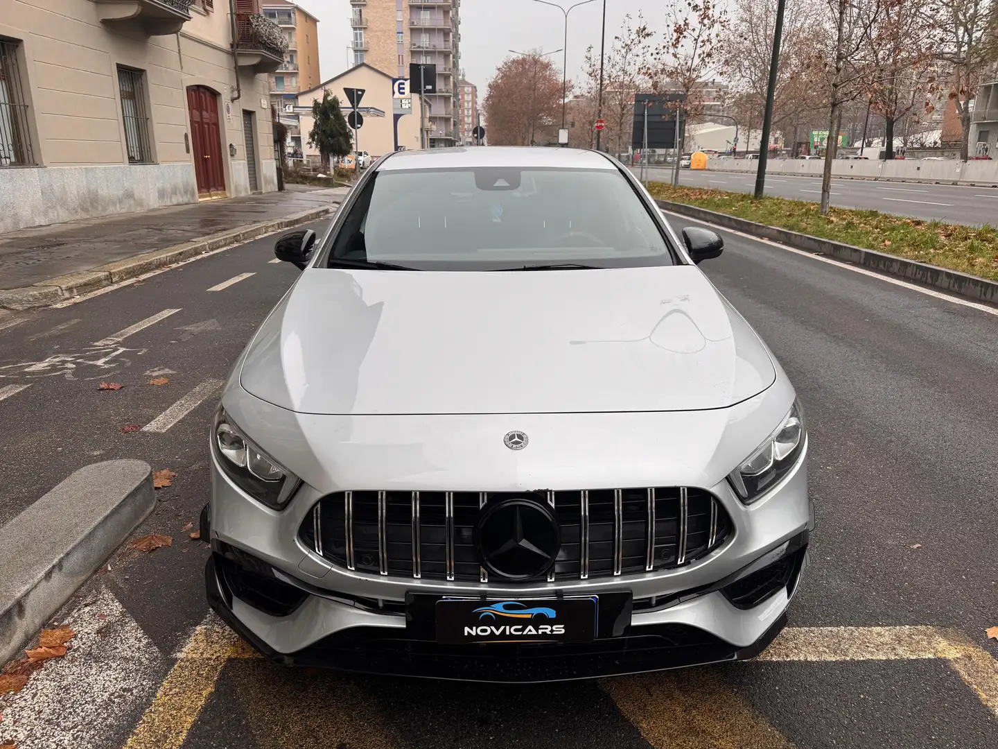 Mercedes-Benz A 180 A 180 d Business + kit estetico Silber - 2