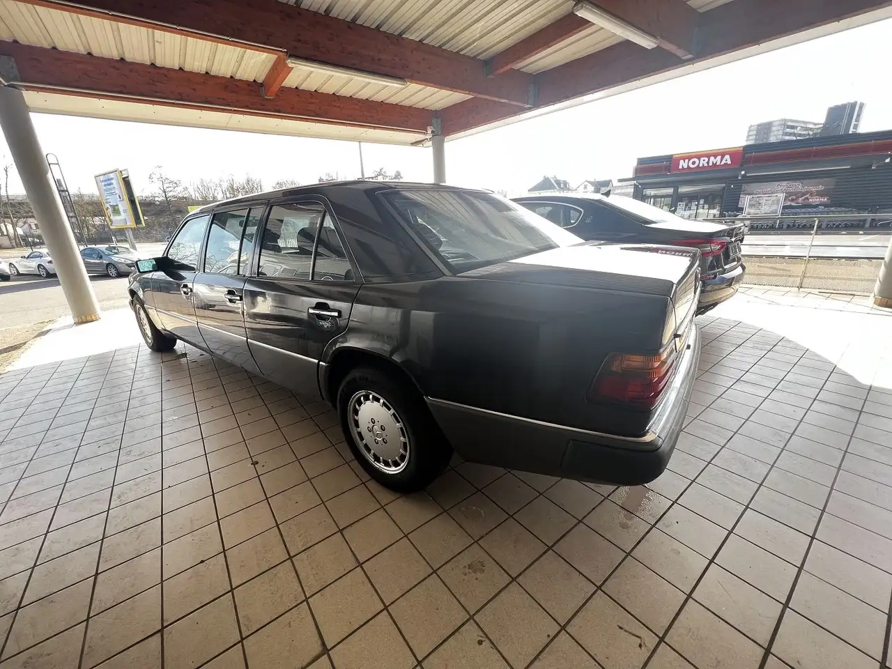 Mercedes-Benz E 260 260 LIMOUSINE CG MERCEDES 6 PORTES, foto 4