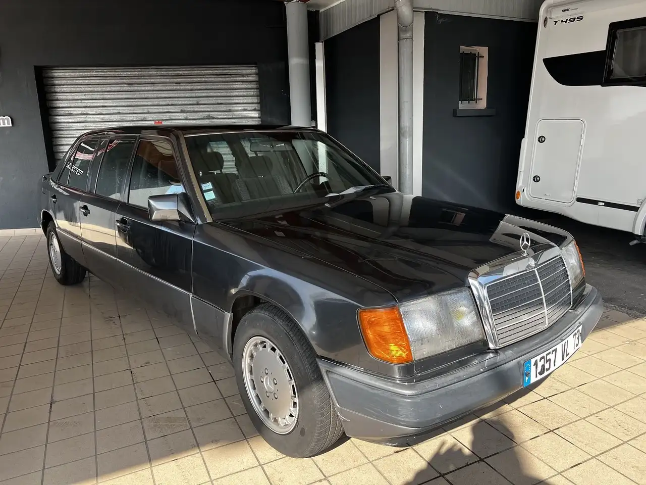 Mercedes-Benz E 260 260 LIMOUSINE CG MERCEDES 6 PORTES, foto 2