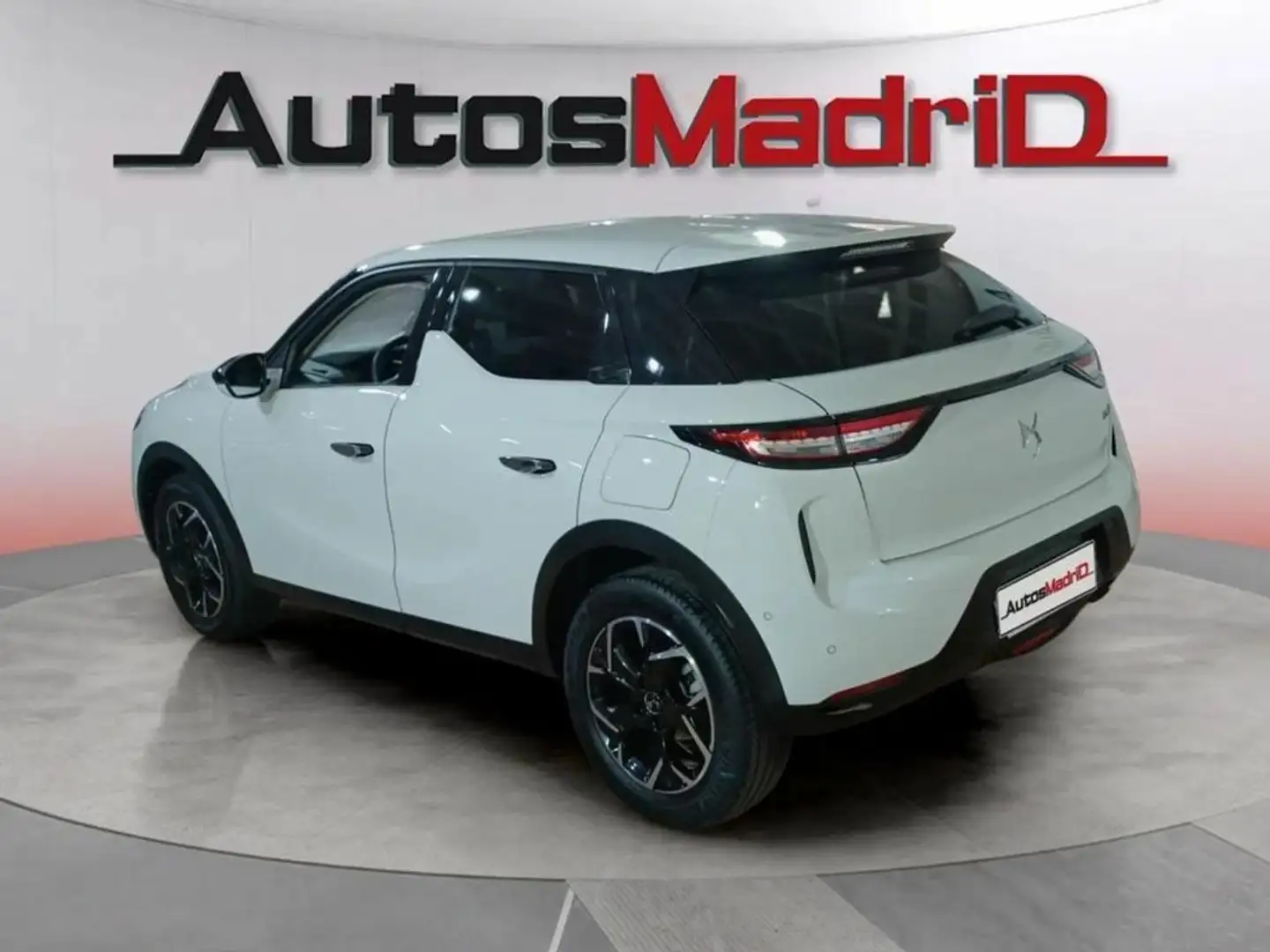 DS Automobiles DS 3 PureTech 73 kW Manual SO CHIC Bianco - 1