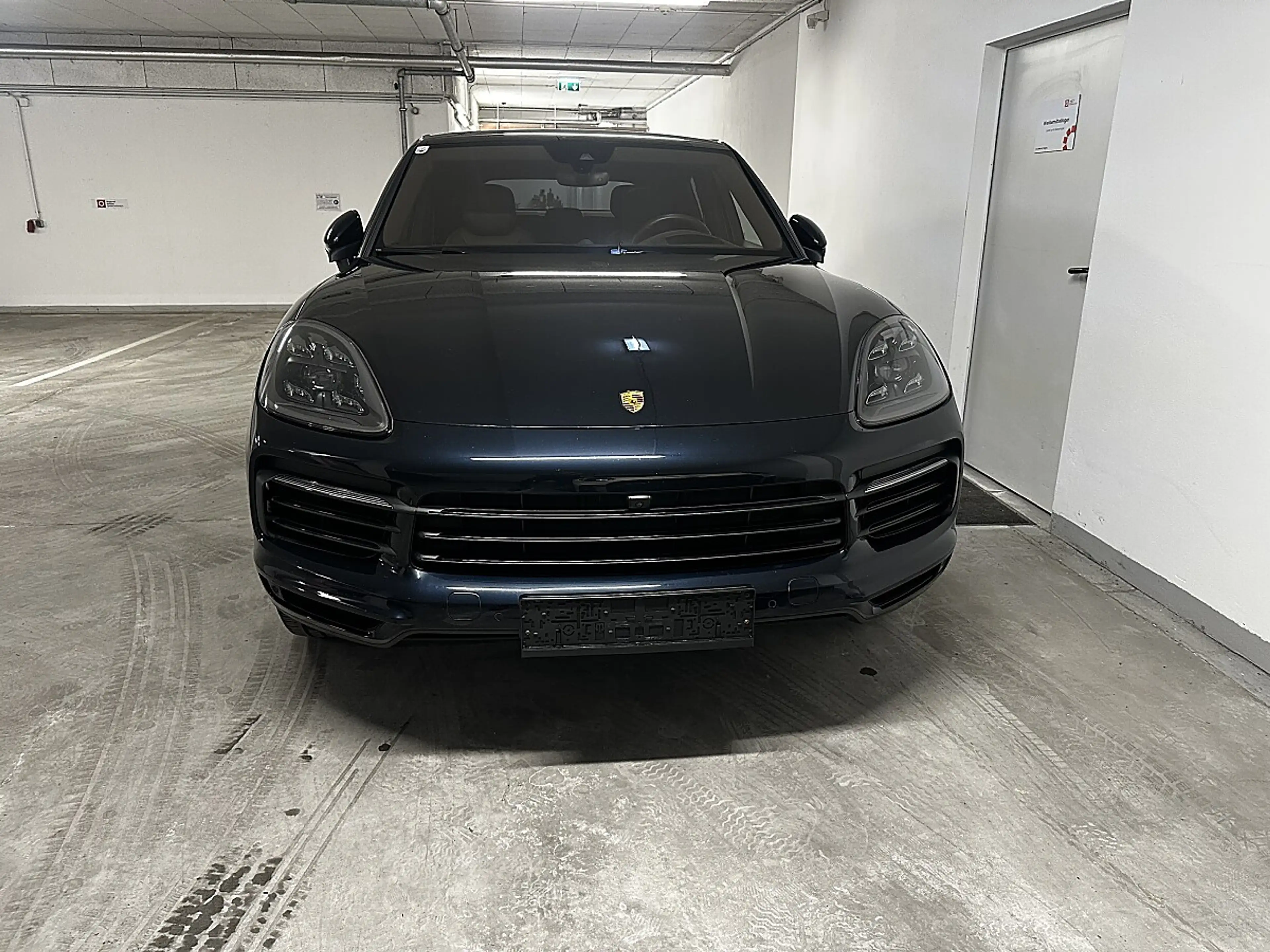 Porsche Cayenne Coupe E-Hybrid Top Ausstattung — photo 8