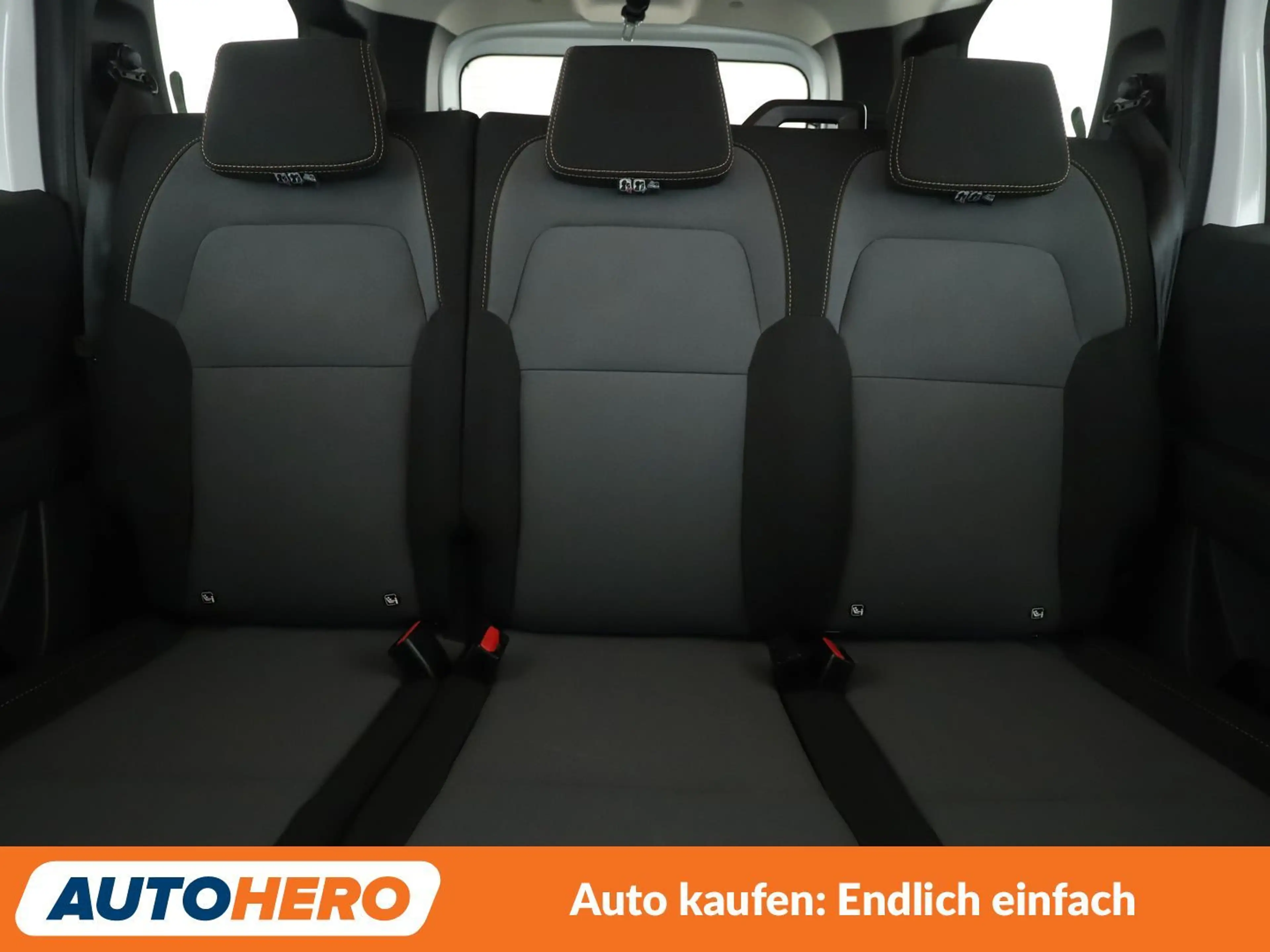 Dacia Jogger 1.0 TCe Extreme*NAVI*SPUR*PDC*SHZ*KLIMA* — photo 15