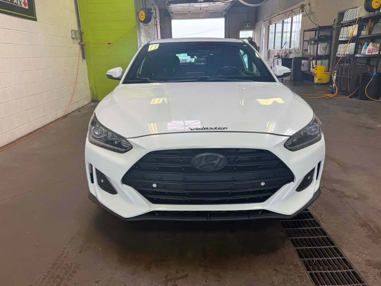 Hyundai VELOSTER снимка Hyundai VELOSTER