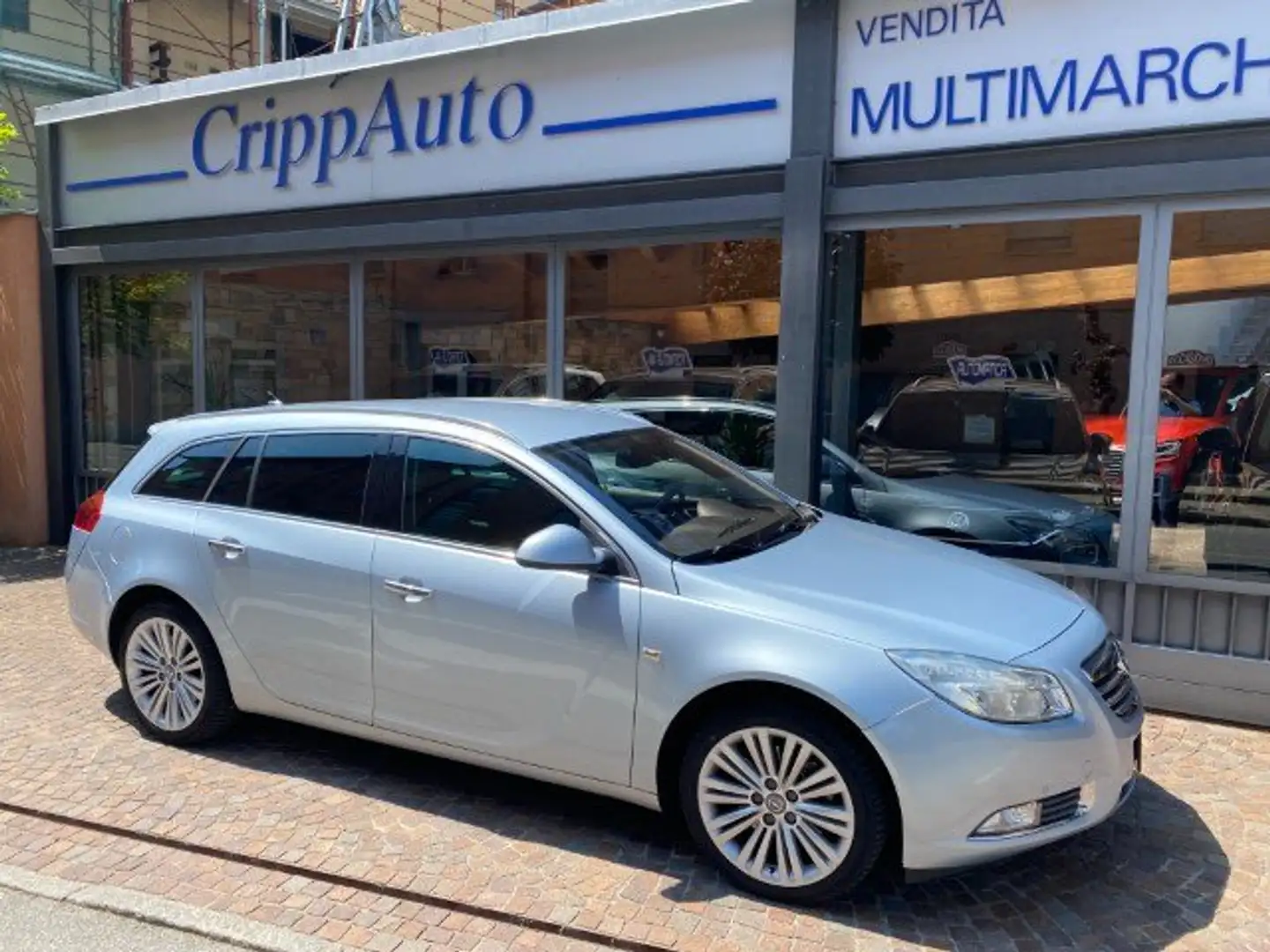 Opel Insignia SportsTourer 2.0 CDTI Cosmo 160cv Automatica Blau - 1