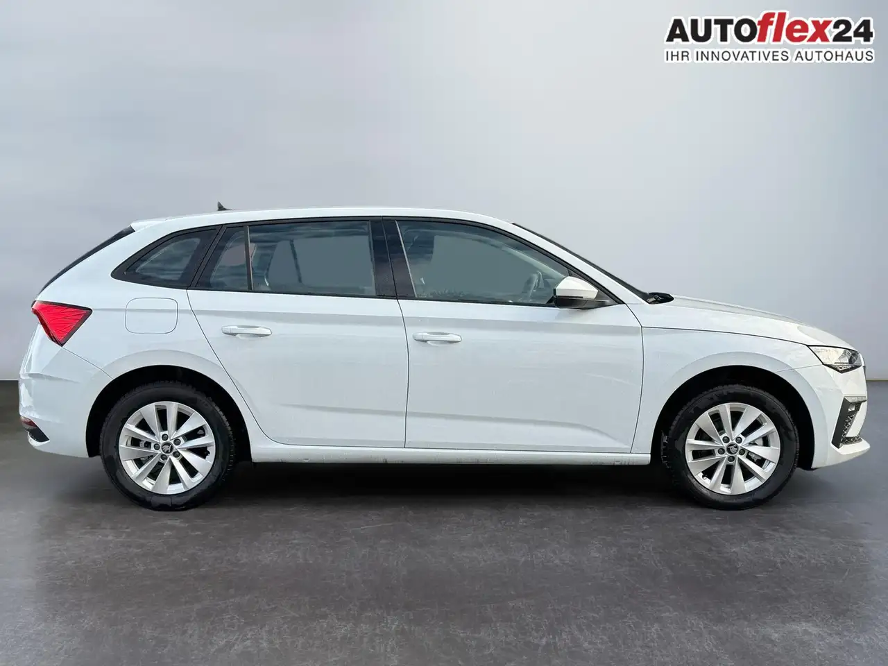 Skoda Scala 1,0 TSI DSG Selection 2Zonenklima 2x Einparkhil..., миниатюра 8