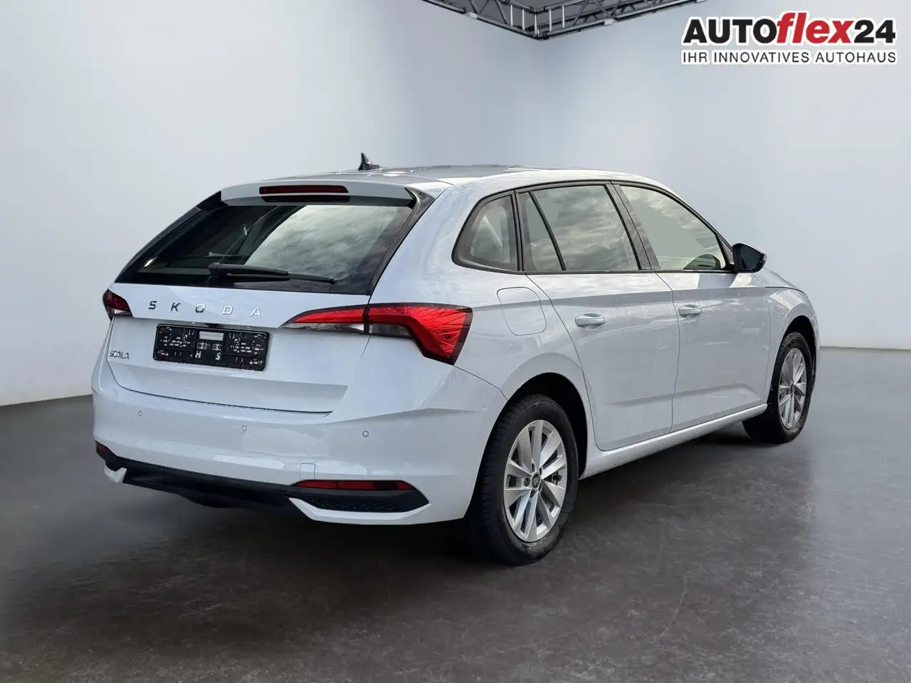 Skoda Scala 1,0 TSI DSG Selection 2Zonenklima 2x Einparkhil..., миниатюра 5