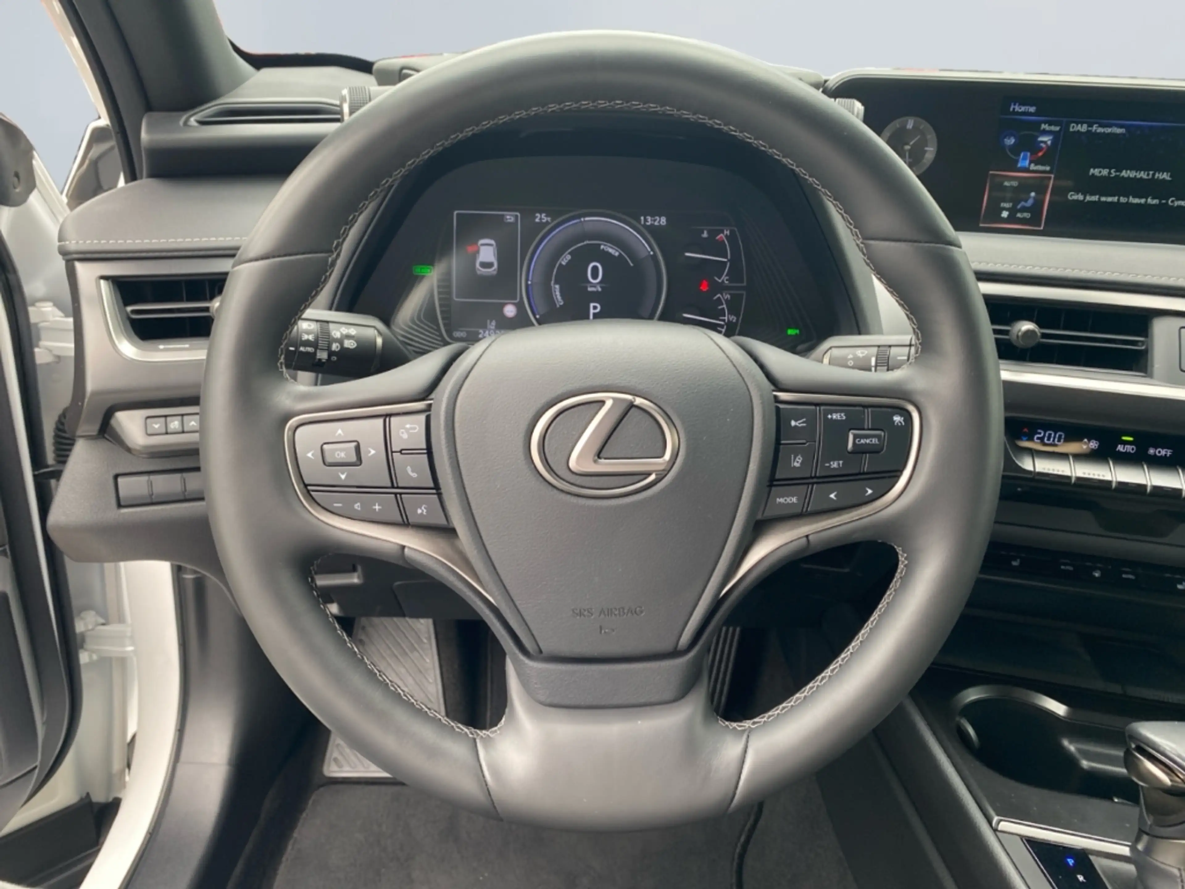 Lexus UX 250h Style Edition *Bi-LED*ACC*CAM*SHZ*CarPlay* — photo 12