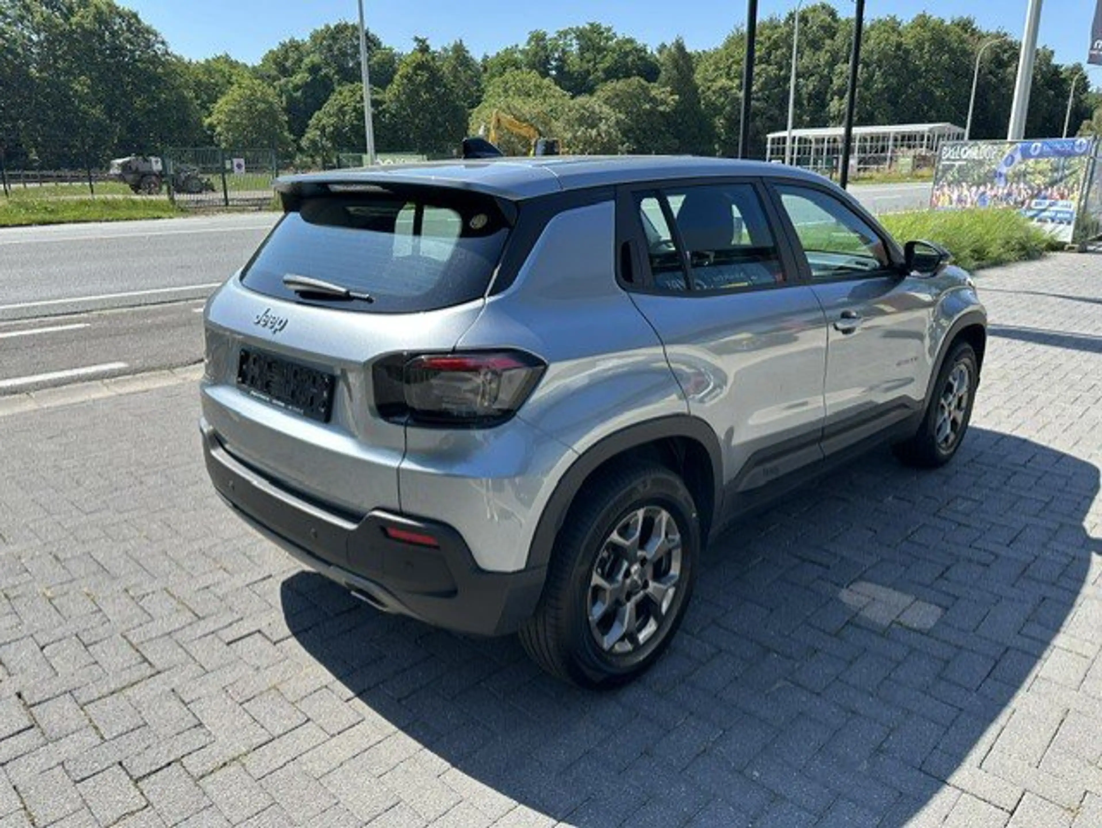Jeep Avenger JEEP AVENGER 1.2i LONGITUDE 100pk — photo 11