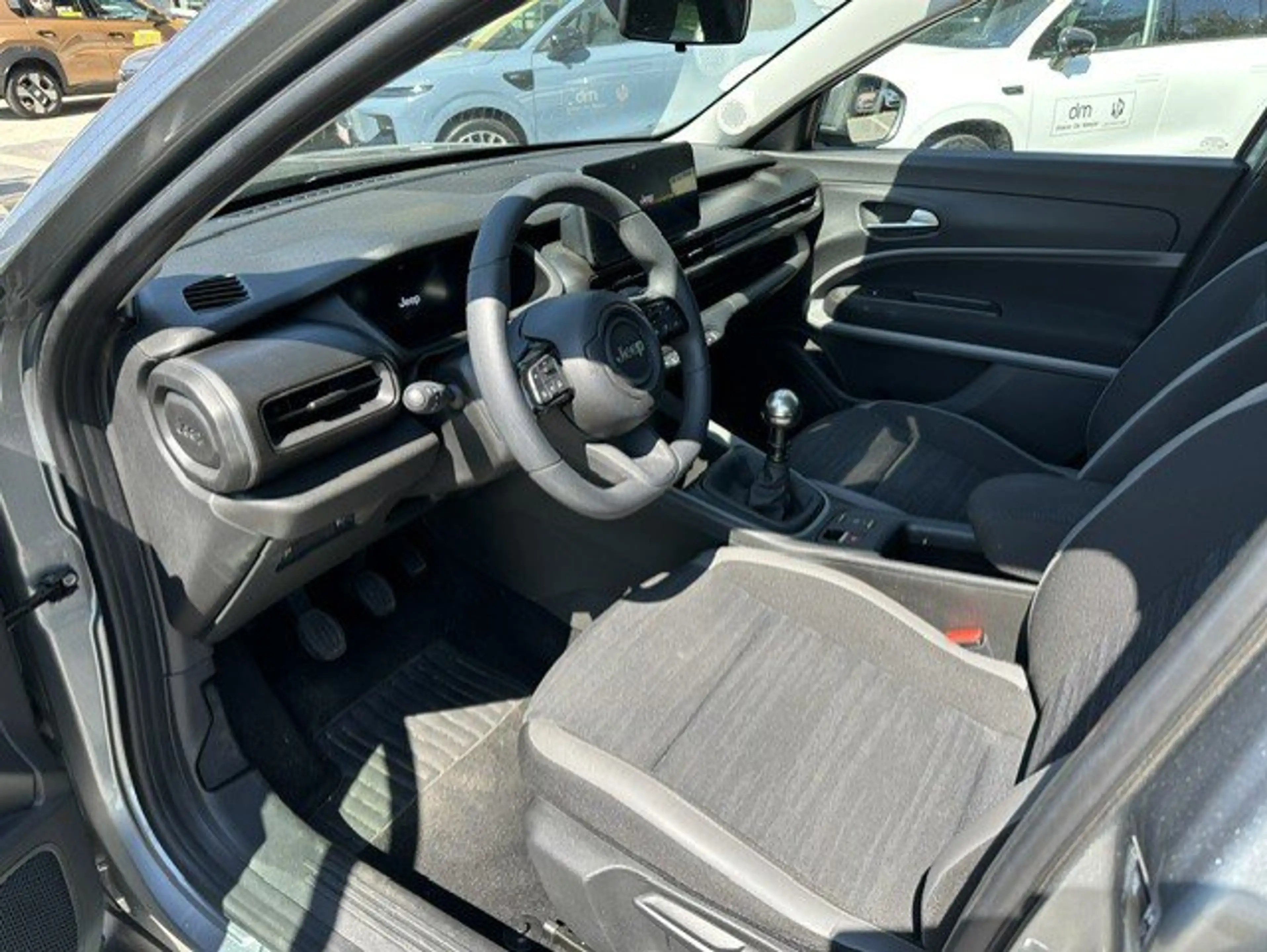 Jeep Avenger JEEP AVENGER 1.2i LONGITUDE 100pk — photo 4