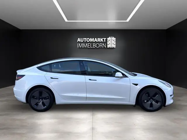 Tesla Model 3 RWD Kamera*Pano*Ryzen*Leder*Wärmepumpe