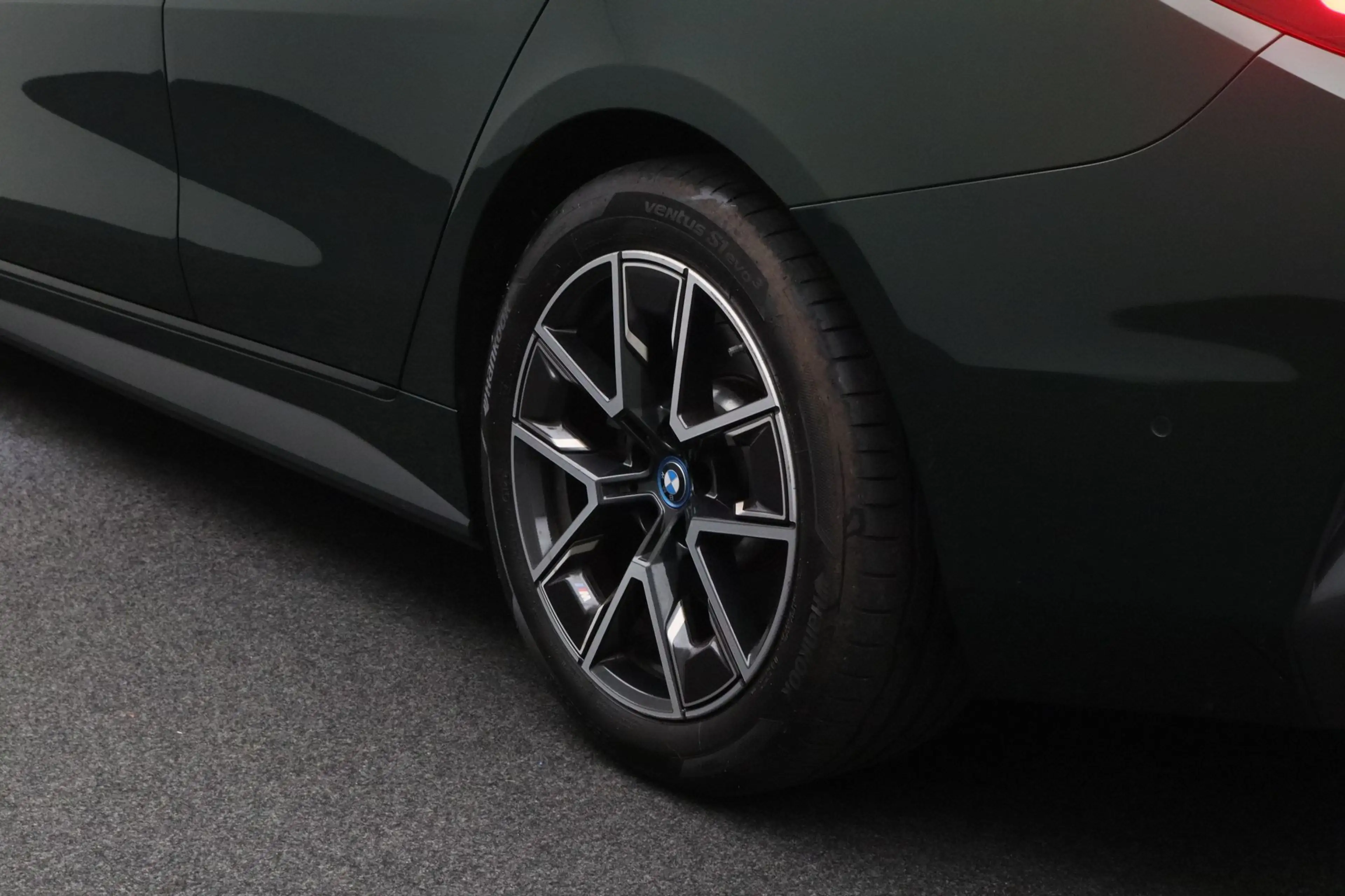 BMW i4 eDrive40 High Executive 84 kWh | Hifi System Harma — photo 5