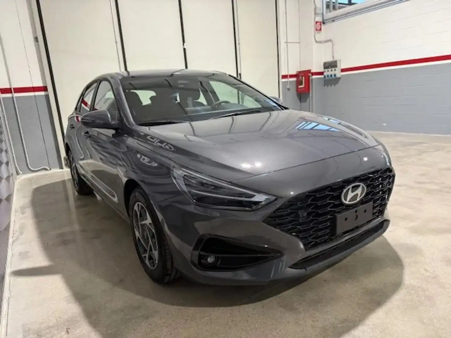 Hyundai i30 1.0 100CV DCT 48V BUSINESS KM ZERO PRONTA CONSEGNA Grigio - 2
