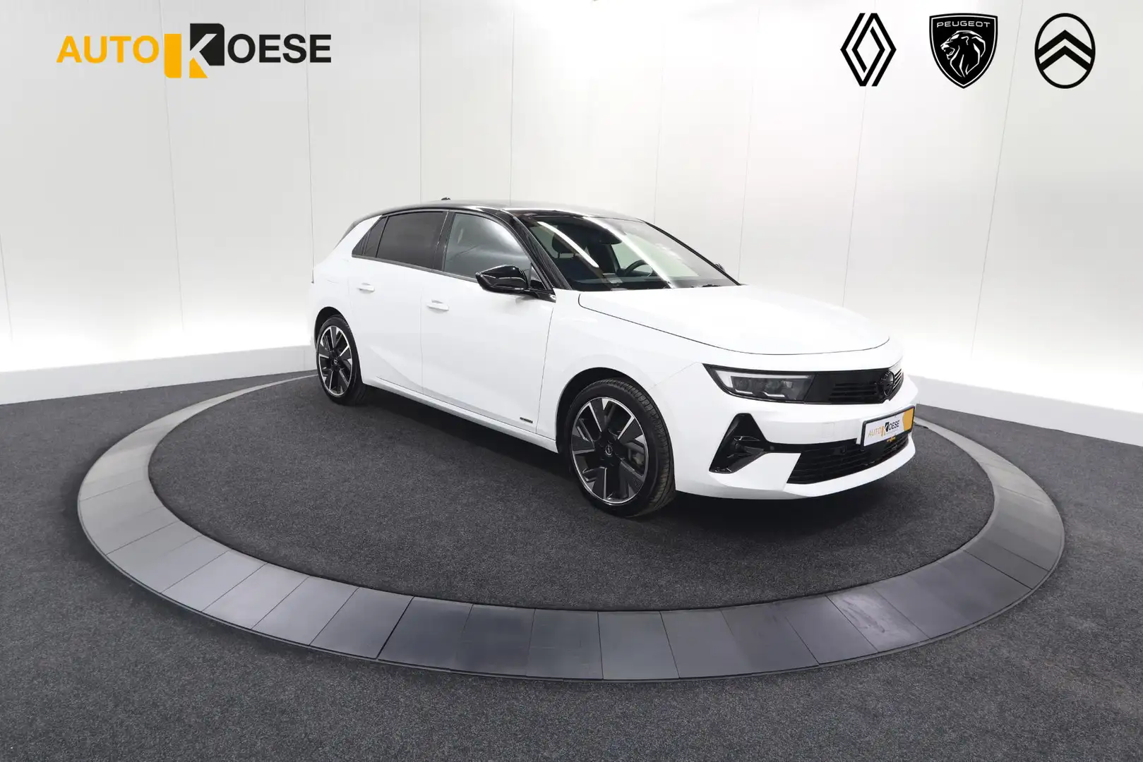 Opel Astra Electric 54 kWh GS Ultimate | Elektrisch Panoramda Wit - 1