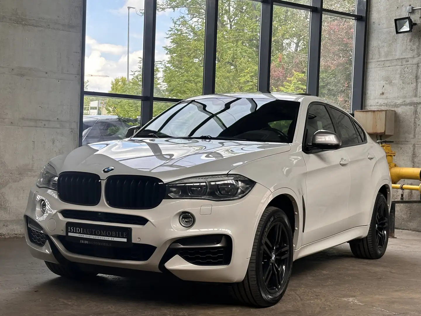 BMW X6 M d Individual LED Bang&Olufsen Head-Up Weiß - 1