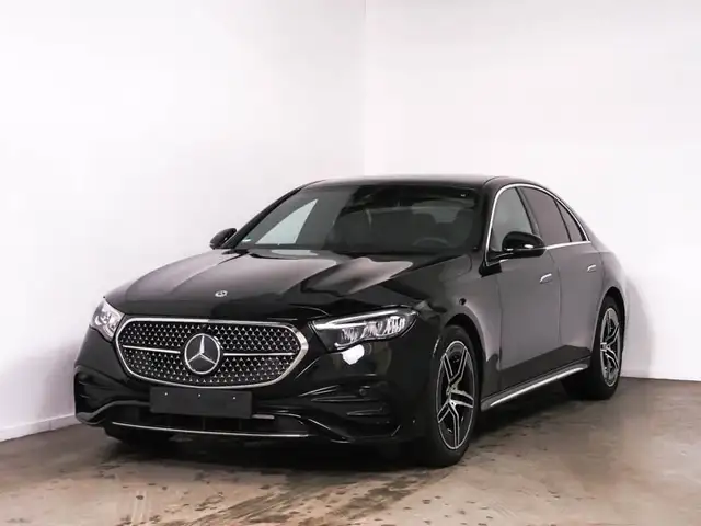 Mercedes-Benz E 200 *AMG Advanced*LED*Pano*PDC*Kamera*19"*