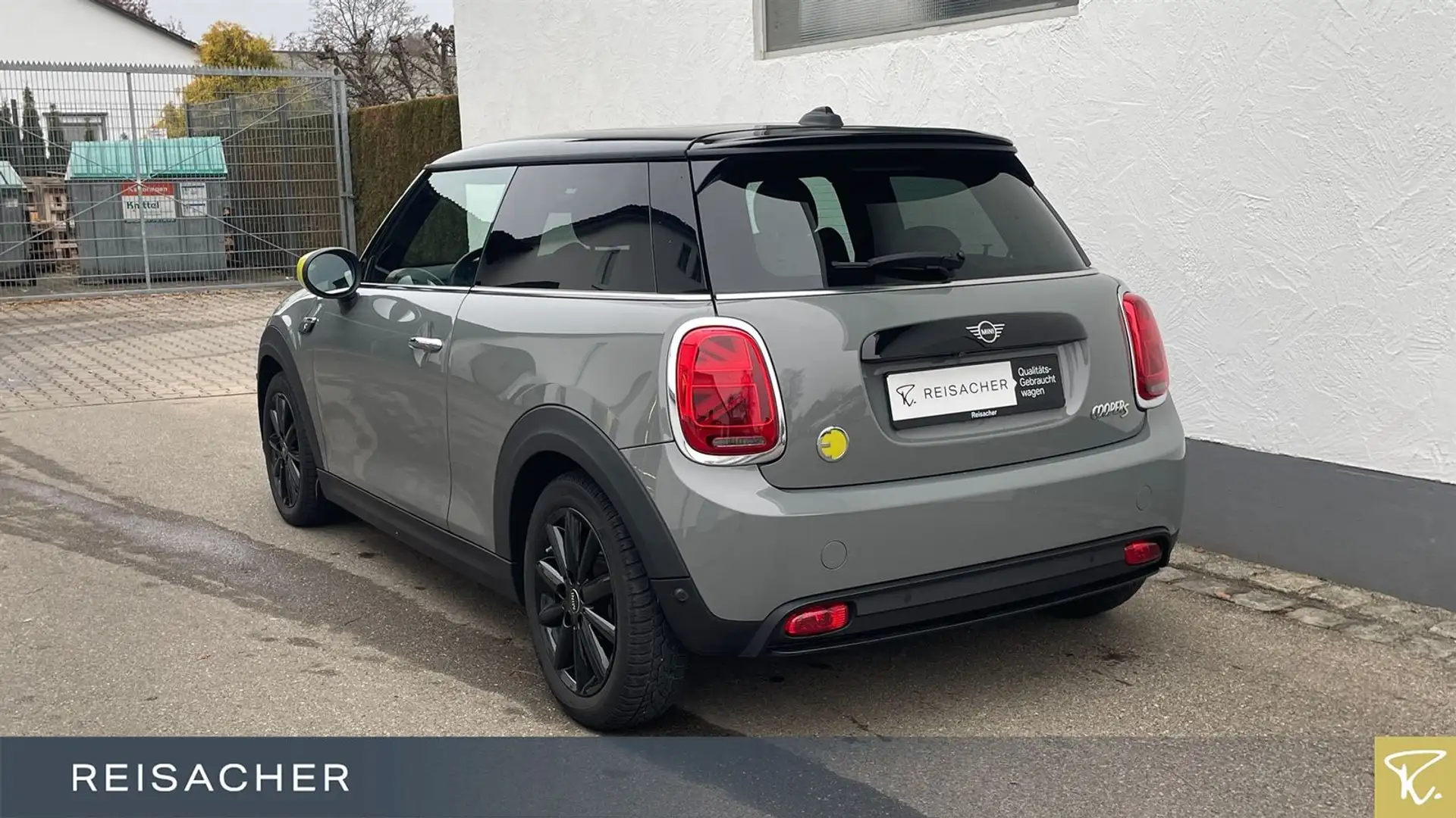MINI Cooper SE Electric Trim,Pano,Navi,Leder,RFK Grau - 2