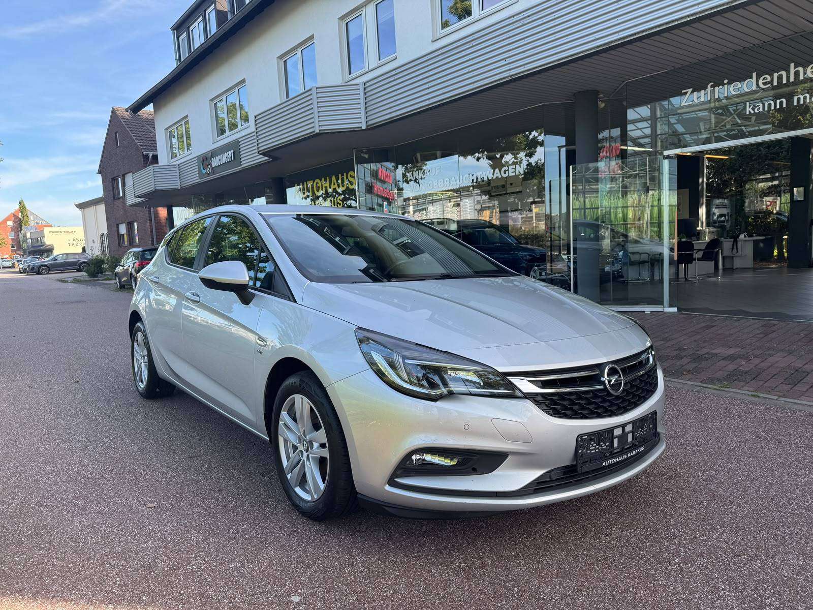 Opel Astra 2019 photo 3