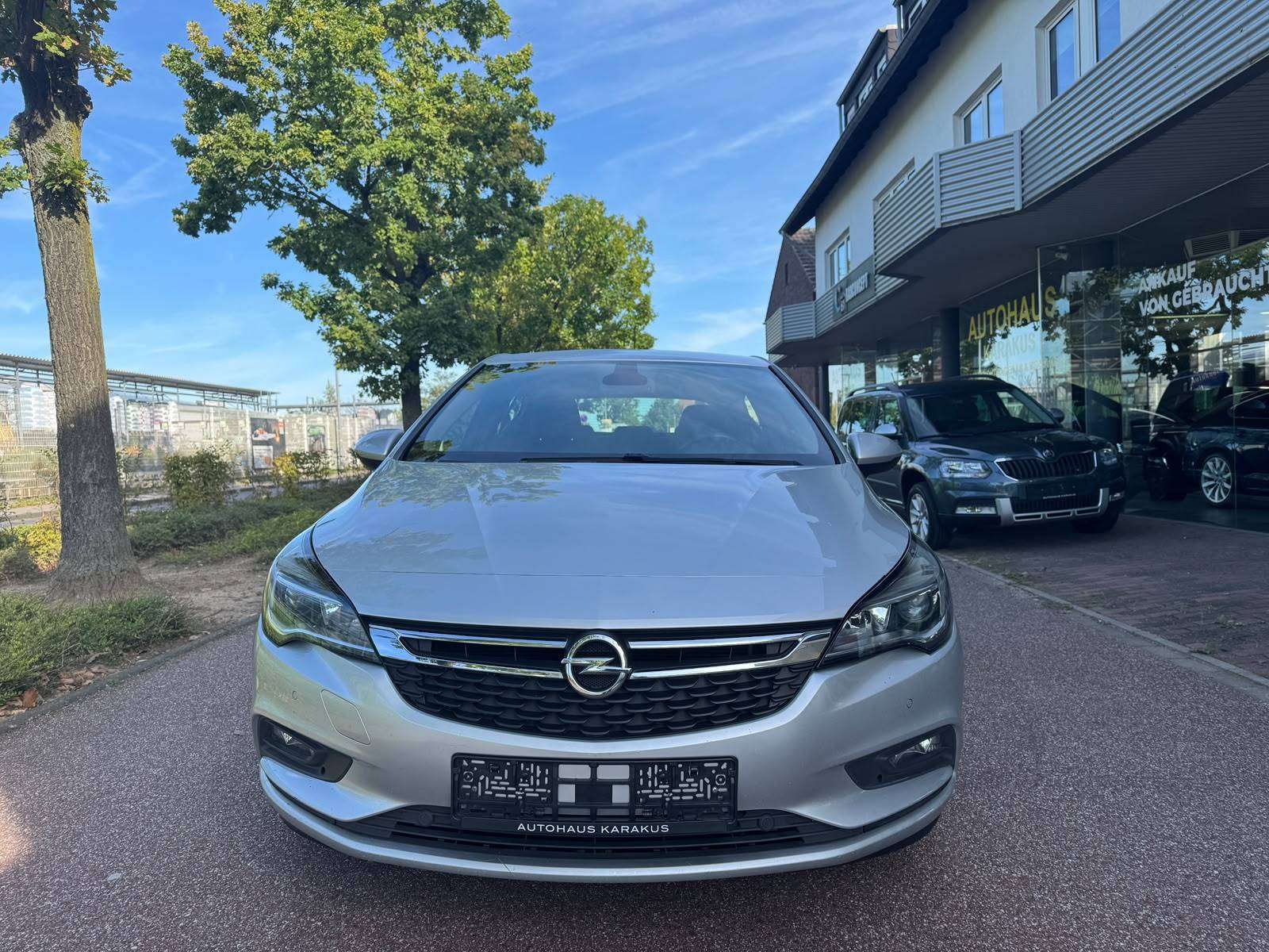Opel Astra 2019 photo 2